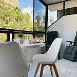 아파트 Americas 600 Metres From The With 2 Bedrooms And 2 Bathrooms 플라야데라스아메리카스