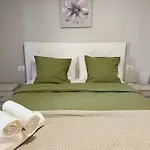 아파트 Americas 600 Metres From The With 2 Bedrooms And 2 Bathrooms