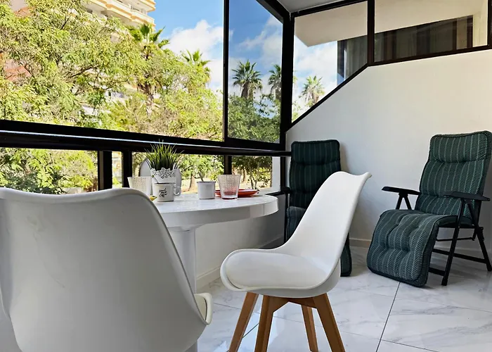 Apartamento Americas 600 Metres From The With 2 Bedrooms And 2 Bathrooms Playa de las Américas